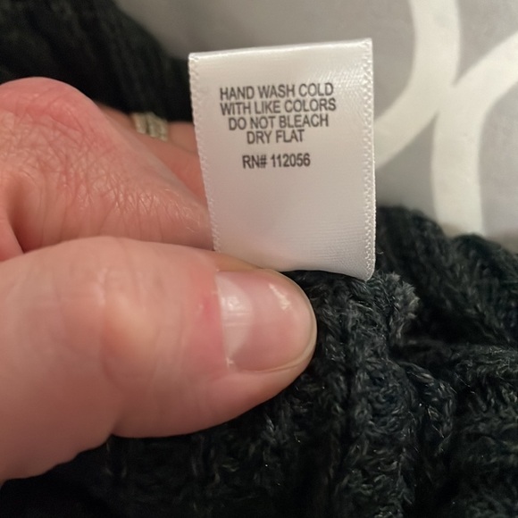 Zenana size large charcoal colored turtleneck tunic sweater with ballon sleeves - Picture 7 of 7